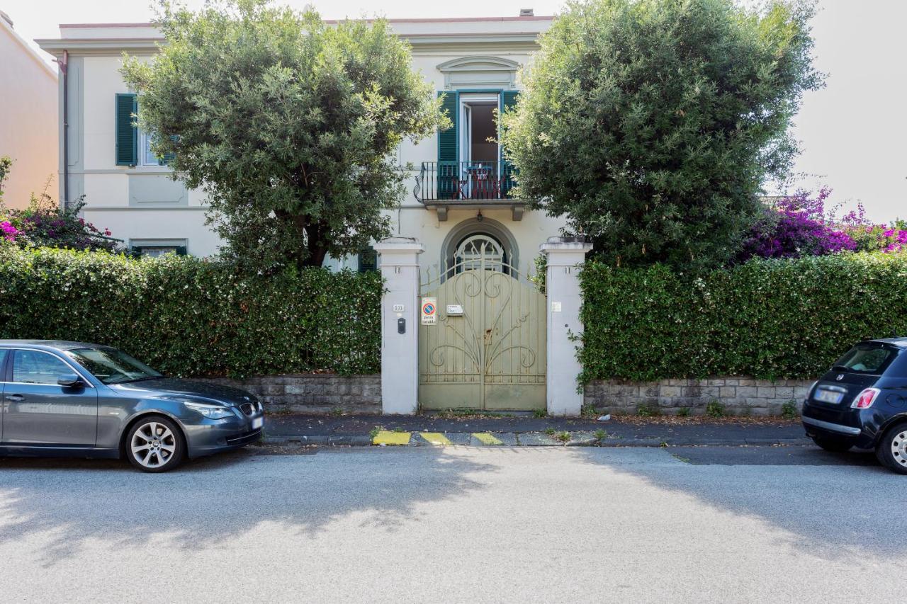 Casa Ginevra - 3 Minutes Walk From The Sea Apartment Livorno Bagian luar foto