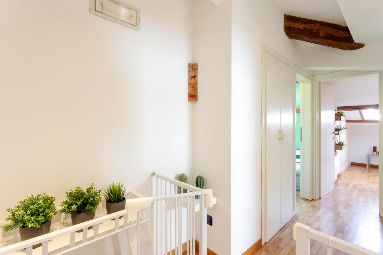 Casa Ginevra - 3 Minutes Walk From The Sea Apartment Livorno Bagian luar foto